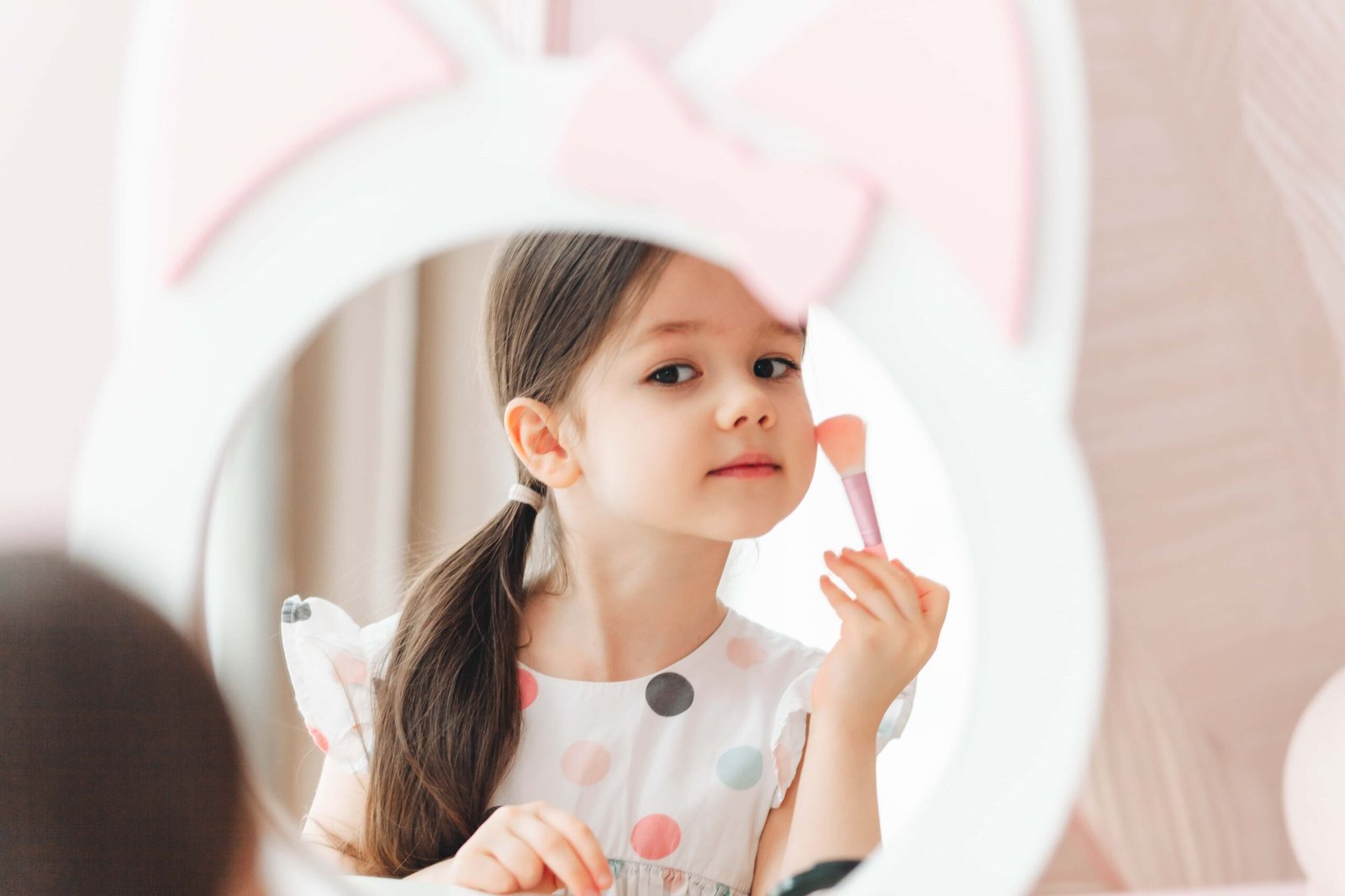 A kid get's her beauty makeup at a beauty parlour in Coimbatore - Artysto Salon